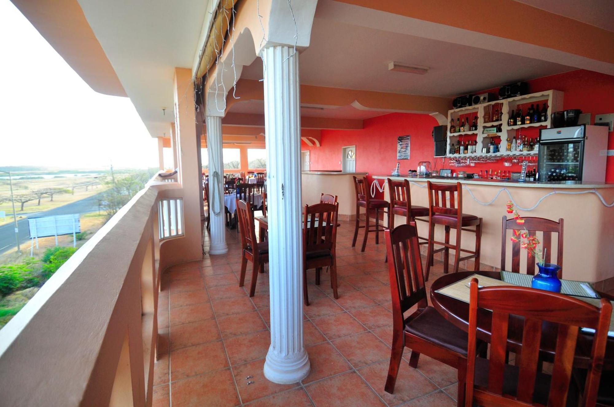 La Heliconia&Day Spa St. George's Exterior foto